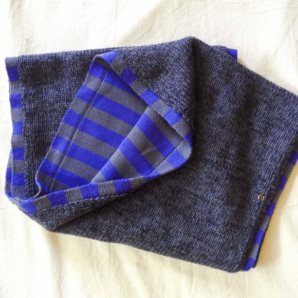 Lululemon Women Wool Blissed Out Circle Scarf (Flawed) - Picture 2 of 10